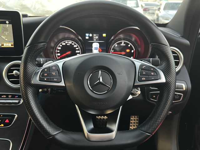 メルセデス・ベンツ Ｃ２２０ｄ ワゴン ローレウスエディション 栃木県 2018(平30)年 1.2万km オブシディアンブラック 純正メモリナビ/・Bluetooth/・TV ワンセグ/・バックカメラ/電動ガラスサンルーフ/レザーシート/前席パワーシート/追従式クルーズコントロール/パドルシフト/純正18インチアルミホイール/衝突被害軽減システム/コーナーセンサー/LEDヘッドライト/オートライト