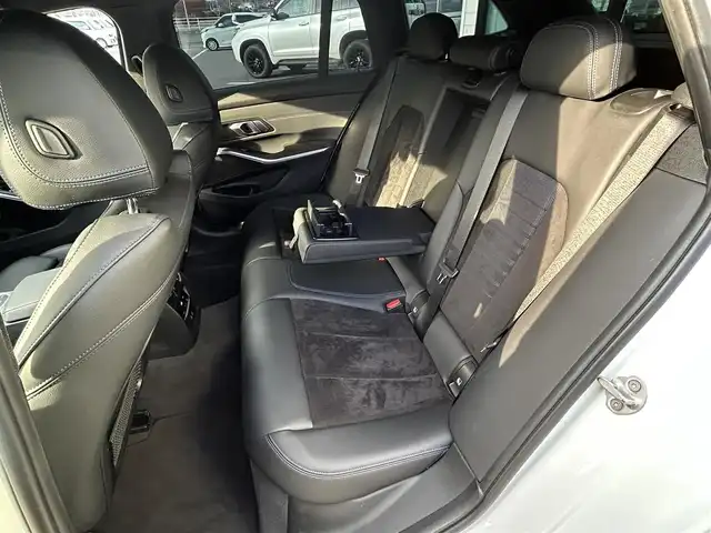 ＢＭＷ ＢＭＷ ３２０ｉ ツーリング Mスポーツ 愛媛県 2021(令3)年 2.8万km アルピンホワイトⅢ 12.3インチマルチディスプレイインターパネル/10.25インチワイドHDDナビ/全周囲/バックカメラ/ミラー一体型ETC/ハーフレザーシート/前席パワーシート（D席メモリ付）/前席シートヒーター/パークディスタンスコントロール/アダプティブLEDヘッドランプ/ハイビームアシスタンス/パーキングアシスト/ワイヤレス充電/ドライビングアシストプロフェッショナル/アクティブクルーズコントロール/純正18インチAW（ランフラット）/スペアキー×１/保証書/取説所