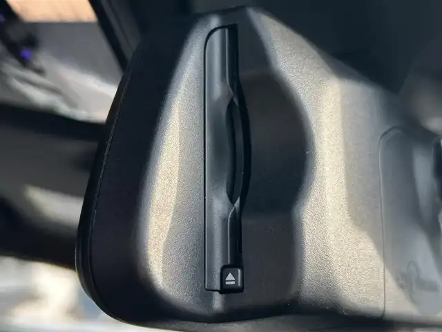 ＢＭＷ ＢＭＷ ３２０ｉ ツーリング Mスポーツ 愛媛県 2021(令3)年 2.8万km アルピンホワイトⅢ 12.3インチマルチディスプレイインターパネル/10.25インチワイドHDDナビ/全周囲/バックカメラ/ミラー一体型ETC/ハーフレザーシート/前席パワーシート（D席メモリ付）/前席シートヒーター/パークディスタンスコントロール/アダプティブLEDヘッドランプ/ハイビームアシスタンス/パーキングアシスト/ワイヤレス充電/ドライビングアシストプロフェッショナル/アクティブクルーズコントロール/純正18インチAW（ランフラット）/スペアキー×１/保証書/取説所