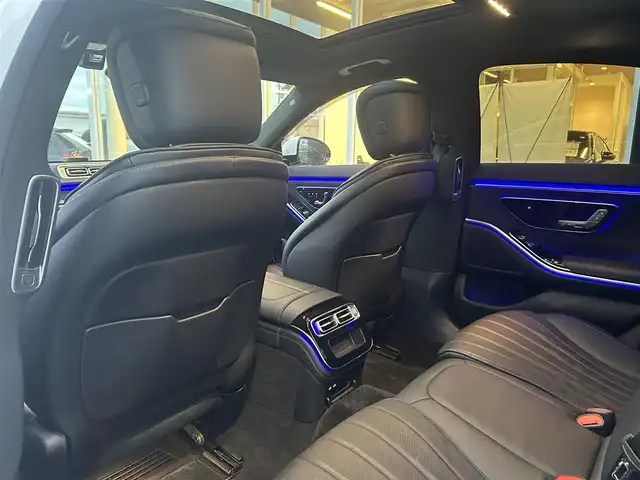 メルセデス・ベンツ Ｓ４００ｄ 4マチック AMGライン 福岡県 2021(令3)年 1.6万km ダイヤモンドホワイト ワンオーナー　/パノラマサンルーフ/レーダーセーフティパッケージ/アダプティブクルーズコントロール/ヘッドアップディスプレイ/黒革シート/全席シートヒーター/前席エアシート　/パヒュームデュヒューザー　/LEDヘッドライト/オートハイビーム/パワーバックドア　/ワイヤレス充電　/前後ドライブレコーダー/純正20インチアルミホイール/ETC