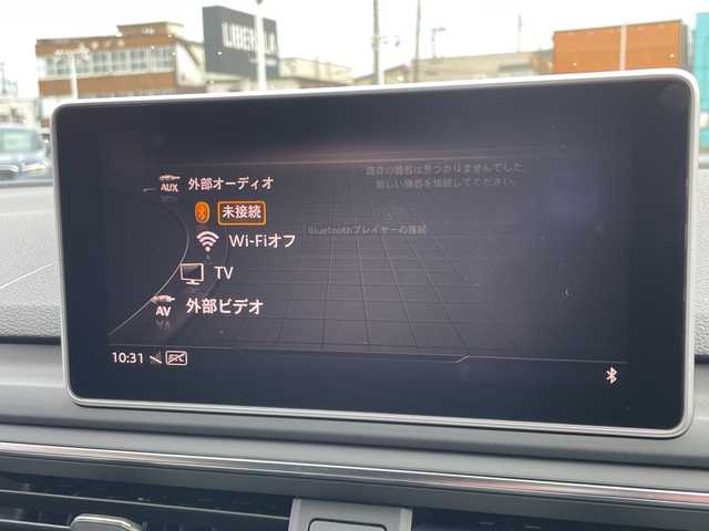 アウディ Ａ５ SB2．0TFSI Q スポーツ 青森県 2017(平29)年 4.3万km アイビスホワイト オプション/バーチャルコックピット/Sラインパッケージ/-Sラインバンパー/-ドアシルトリムSラインロゴ/-Sラインエクステリアロゴ/-ヘッドライニングブラック/-デコラティブパネルマットブラッシュトアルミニウム/-アルミホイール5ツインスポークスターデザイン18インチ/-スプリントクロス/レザーSラインロゴ/-マトリクスLEDヘッドライト/-LEDリヤコンビネーションライト/-ヘッドライトウォッシャー/アシスタンスパッケージ/-パークアシスト/-プレセンスリヤ/-サラウンドビューカメラ/-サイドアシスト/-リヤサイドエアバッグ/主要装備/純正MMIナビ/(CD/DVD/Bluetooth/USB/AUX/フルセグTV)/ETC/アダプティブクルーズコントロール/パドルシフト/シートヒーター/パワーシート/オートブレーキホールド/スペアキー