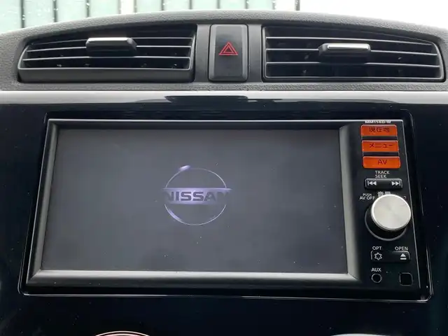 日産 デイズ HWS X Vセレ +SeftyⅡ 大阪府 2015(平27)年 8.1万km ホワイトパール 純正ナビ/   フルセグTV/CD/衝突被害軽減システム/全方位モニター/アイドリングストップ/横滑り防止装置/プッシュスタート/スマートキー/オートエアコン/ダブルエアバック/ドアバイザー/ＥＴＣ/禁煙車ウィンカーミラー