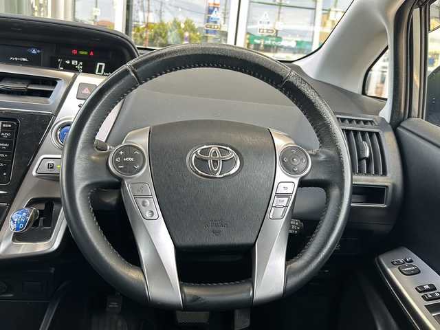 トヨタ プリウス α G 静岡県 2014(平26)年 12.1万km グレーメタリック 純正ナビ/・バックモニター/・Bluetooth/・TV/・SD/・CD/主要装備/・プッシュスタート/・ETC車載器/・前後ドライブレコーダー/・クルーズコントロール/・LEDヘッドライト/・オートライト/・ドアバイザー/・社外フロアマット/・運転席パワーシート/・スマートキー