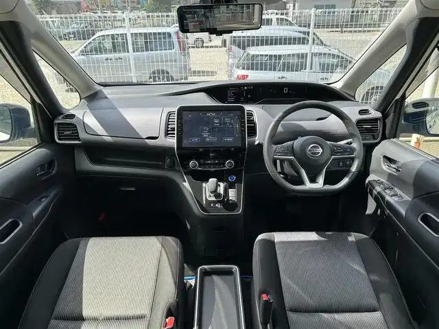 日産 セレナ e－パワー ハイウェイスター V 福岡県 2021(令3)年 4万km ブリリアントホワイトパール 純正10型SDナビ(フルセグTV/CD/DVD/BT)全方位プロパイロットコーナーセンサー両側電動パワスラドラレコETCUSBHDMI純正フロアマット純正LED純正アルミホイールプッシュスタートスマートキー
