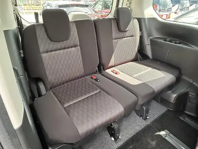日産 セレナ e－パワー ハイウェイスター V 福岡県 2021(令3)年 4万km ブリリアントホワイトパール 純正10型SDナビ(フルセグTV/CD/DVD/BT)全方位プロパイロットコーナーセンサー両側電動パワスラドラレコETCUSBHDMI純正フロアマット純正LED純正アルミホイールプッシュスタートスマートキー