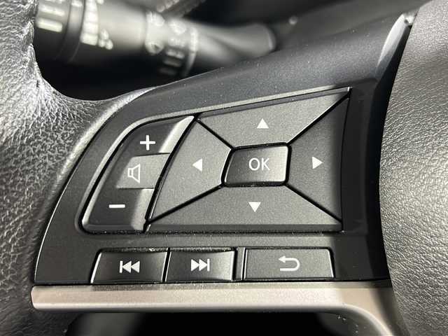 日産 セレナ ハイウェイスター 福岡県 2017(平29)年 6.2万km ダイヤモンドブラック 社外9インチALPINEナビ/CD DVD BT/フルセグテレビ/バックカメラ/クルーズコントロール/両側パワースライドドア/ステアリングスイッチ/革巻きステアリング/ETC/ドアバイザー