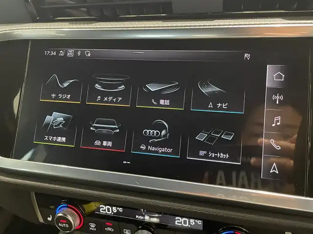 アウディ Ｑ３ 35TFSI Sライン 愛知県 2020(令2)年 4.1万km 白 ベーシックＰＫＧ　/アシスタンスＰＫＧ　/３Ｄサウンドシステム　/バーチャルコクピット　/純正ナビ　/３６０度カメラ　/Ｂｌｕｅｔｏｏｔｈ　/スマートフォンインターフェース　/ＡＣＣ　/ＬＫＡ　/ＬＤＷ　/ＢＳＭ　/ＥＴＣ2.0/パワーバックドア/プッシュスタート/アイドリングストップ/LEDヘッドライト