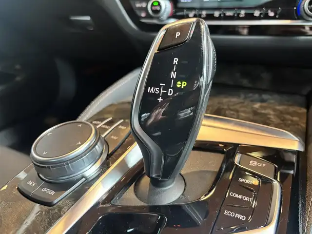 ＢＭＷ ５２３ｄ xDrive Mスピリット 宮城県 2020(令2)年 2.6万km ソフィスト・グレー・ブリリアント・エフェクト ＡＣＣ　/ＬＫＡ　/ＬＣＷ　/ヘッドアップディスプレイ　/ｉＤｒｉｖｅナビ　/フルセグＴＶ　/バックカメラ　/ＡｐｐｌｅＣａｒＰｌａｙ　/黒革シート　/シートヒーター　/パワーシート　/純正１８インチＡＷ　/液晶メーター　/ＥＴＣ２．０　/前後ドライブレコーダー
