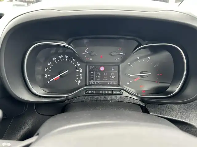 シトロエン シトロエン ベルランゴ ロング シャインブルーHDiXTRパック 滋賀県 2023(令5)年 1.8万km グレー 純正ディスプレイオーディオ/BT/USB/Apple Car Play/Bカメラ/ETC/プッシュスタート/ウィンカーミラー/ACC/LKA/BSM/ルーフレール/XTRパック専用17インチアルミ