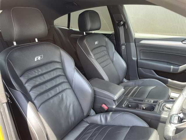 フォルクスワーゲン アルテオン Rライン 4M アドバンス 長野県 2017(平29)年 4.8万km ゴールド サンルーフ　/ＨＵＤ　/黒革　/シートパワー　/シートマッサージャー　/シートヒーター/ＤｉｓｃｏｖｅｒＰｒｏナビ　/３６０°カメラ　/ＴＶ　/ＡＣＣ　/ＢＳＭ　/ＬＥＤヘッドライト　/オートトランク　/コーナーセンサー　/ＥＴC