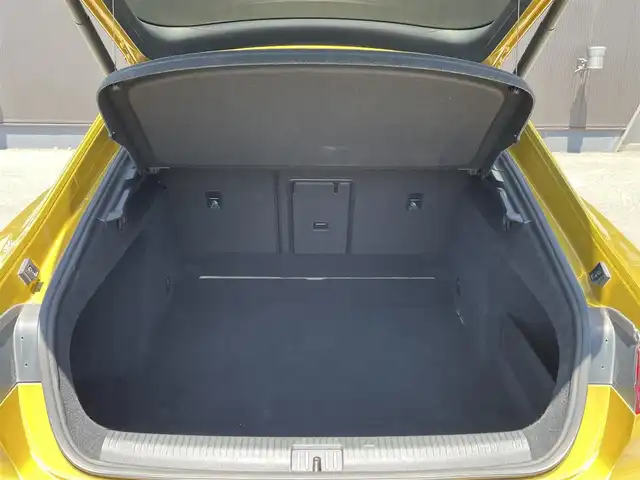 フォルクスワーゲン アルテオン Rライン 4M アドバンス 長野県 2017(平29)年 4.8万km ゴールド サンルーフ　/ＨＵＤ　/黒革　/シートパワー　/シートマッサージャー　/シートヒーター/ＤｉｓｃｏｖｅｒＰｒｏナビ　/３６０°カメラ　/ＴＶ　/ＡＣＣ　/ＢＳＭ　/ＬＥＤヘッドライト　/オートトランク　/コーナーセンサー　/ＥＴC