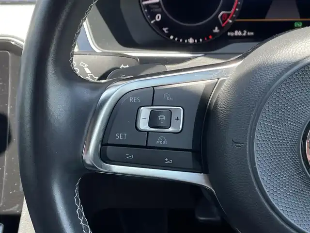 フォルクスワーゲン アルテオン Rライン 4M アドバンス 長野県 2017(平29)年 4.8万km ゴールド サンルーフ　/ＨＵＤ　/黒革　/シートパワー　/シートマッサージャー　/シートヒーター/ＤｉｓｃｏｖｅｒＰｒｏナビ　/３６０°カメラ　/ＴＶ　/ＡＣＣ　/ＢＳＭ　/ＬＥＤヘッドライト　/オートトランク　/コーナーセンサー　/ＥＴC