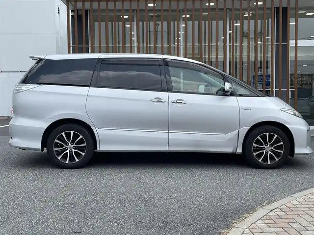 トヨタ エスティマ ハイブリッド アエラス 千葉県 2012(平24)年 12.4万km シルバーM (株)IDOMが運営する【じしゃロン八千代店】の自社ローン専用車両になります。/こちらは現金またはオートローンご利用時の価格です。自社ローンご希望の方は別途その旨お申付け下さい/両側パワースライドドア/フルセグTVカーナビ/Bluetoothオーディオ対応