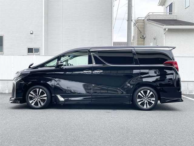 トヨタ アルファード S Cパッケージ 栃木県 2021(令3)年 0.4万km ブラック ワンオーナー/TRDエアロ/デジタルインナーミラー/純正ディスプレイオーディオ/純正フリップダウンモニター/フルセグTV・DVD再生/バックカメラ/BSM/レザーシート・パワーシート/シートヒーター・エアーシート/3眼LEDヘッドライト/両側パワースライドドア/パワーバックドア/レーダークルーズコントロール/ビルトインETC2.0/ドライブレコーダー前後/スマートキー/取扱説明書/保証書/スペアキー１