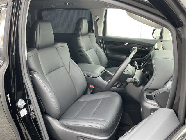 トヨタ アルファード S Cパッケージ 栃木県 2021(令3)年 0.4万km ブラック ワンオーナー/TRDエアロ/デジタルインナーミラー/純正ディスプレイオーディオ/純正フリップダウンモニター/フルセグTV・DVD再生/バックカメラ/BSM/レザーシート・パワーシート/シートヒーター・エアーシート/3眼LEDヘッドライト/両側パワースライドドア/パワーバックドア/レーダークルーズコントロール/ビルトインETC2.0/ドライブレコーダー前後/スマートキー/取扱説明書/保証書/スペアキー１