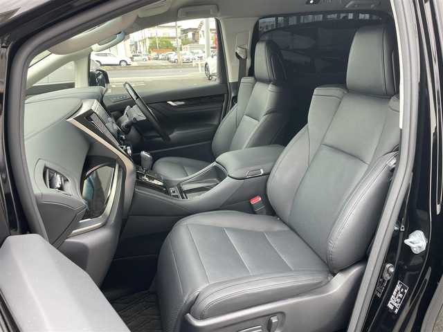 トヨタ アルファード S Cパッケージ 栃木県 2021(令3)年 0.4万km ブラック ワンオーナー/TRDエアロ/デジタルインナーミラー/純正ディスプレイオーディオ/純正フリップダウンモニター/フルセグTV・DVD再生/バックカメラ/BSM/レザーシート・パワーシート/シートヒーター・エアーシート/3眼LEDヘッドライト/両側パワースライドドア/パワーバックドア/レーダークルーズコントロール/ビルトインETC2.0/ドライブレコーダー前後/スマートキー/取扱説明書/保証書/スペアキー１