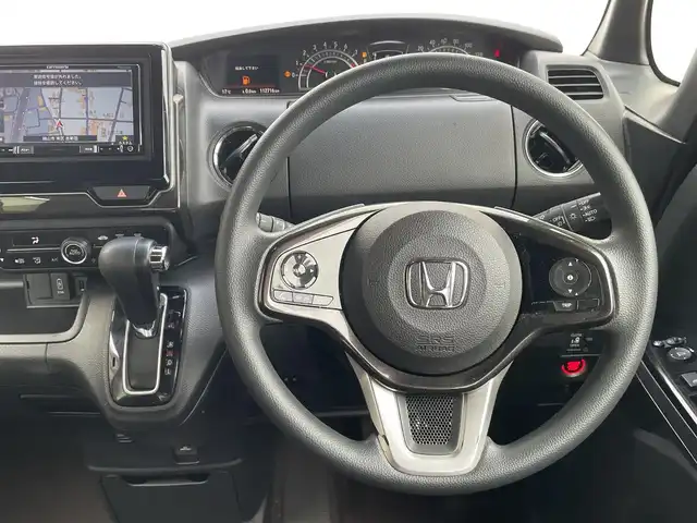 ホンダ Ｎ ＢＯＸ カスタム G L 岡山県 2018(平30)年 11.3万km クリスタルブラックパール (株)IDOMが運営する【じしゃロン岡山店】の自社ローン専用車両になります。こちらは現金またはオートローンご利用時の価格です。自社ローンご希望の方は別途その旨お申付け下さい/スマートキー/プッシュスタート/片側パワースライドドア/ETC/Bluetooth/バックカメラ/純正14インチAW