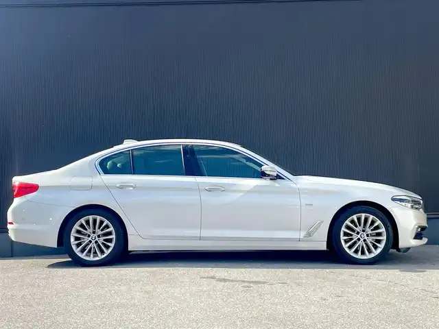 ＢＭＷ ５２３ｄ ラグジュアリー 栃木県 2017(平29)年 5.1万km アルピンホワイトⅢ ACC/HUD/純正ナビ/フルセグ/全方位カメラ/電動リアゲート/ミラー型ETC/オートライト/純正18インチAW