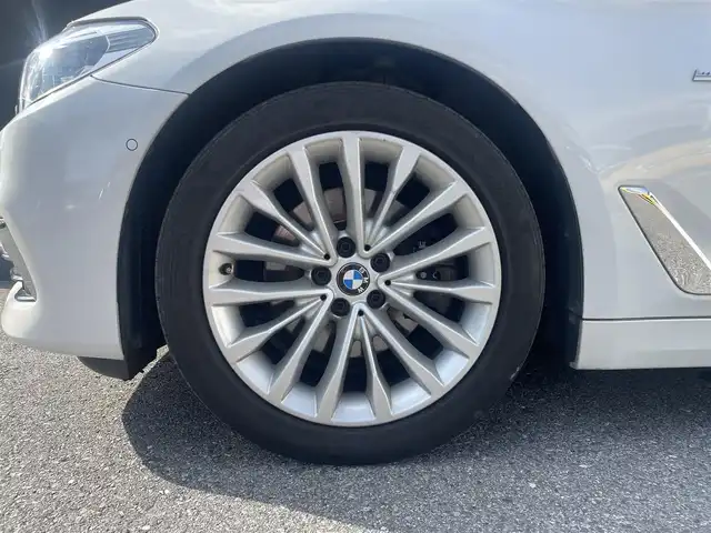 ＢＭＷ ５２３ｄ ラグジュアリー 栃木県 2017(平29)年 5.1万km アルピンホワイトⅢ ACC/HUD/純正ナビ/フルセグ/全方位カメラ/電動リアゲート/ミラー型ETC/オートライト/純正18インチAW