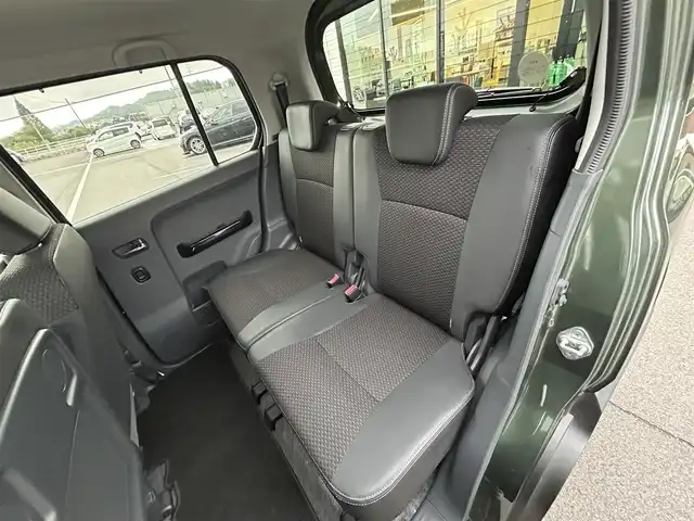 スズキ ハスラー Jスタイル Ⅱ 愛媛県 2017(平29)年 2.7万km クールカーキパールメタリック/ホワイト2トーンルーフ 純正7型ナビ/アイドリングストップ/前席シートヒーター/衝突被害軽減装置/車線逸脱防止装置/ヒートミラー/電格ミラー/純正ドアバイザー/オートライト/純正フロアマット/ETC/シガーソケット/ISOFIX/テレビキャンセラー/ステアリングリモコン/現状サマー(純正AW）(165/60/R15)/BRIDGESTONE NEWNO