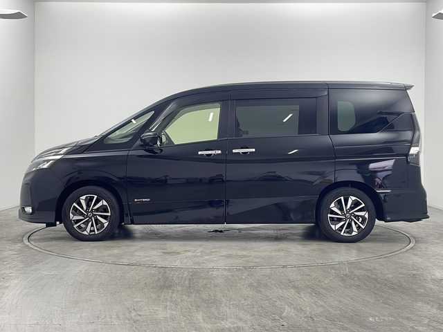 日産 セレナ ハイウェイスター V 群馬県 2020(令2)年 7.7万km ダイヤモンドブラック 純正１０型ナビ　純正１１型後席モニター　全周囲カメラ　プロパイロット　ＢＳＭ　ハンズフリー機能付き両側電動スライドドア　ビルトインＥＴＣ２．０　前後ドラレコ　衝突被害軽減ブレーキ　ＬＥＤ　禁煙