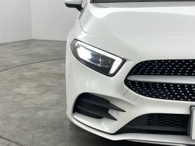 メルセデス・ベンツ Ａ１８０ セダン スタイル 福島県 2018(平30)年 5.4万km ポーラホワイト 純正メモリーナビ/・フルセグTV/BT/FM/AM/・ドライブレコーダー/・バックカメラ/ハーフレザーシート/・シートヒーター/・パワーシート/革張ステアリング/・クルーズコントロール追従あり/・パドルシフト/・レーンキープアシスト/USB充電ポート/ブラインドスポットモニター/電子パーキング/LEDヘッドライト/・オートライト/・ヘッドライトレベライザー/コーナーセンサー/パークトロニックセンサー/純正18インチAW