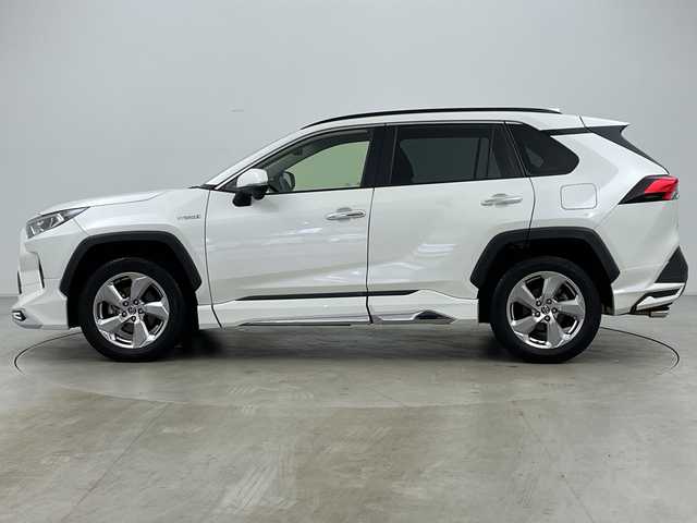 トヨタ ＲＡＶ４ ハイブリットG 道央・札幌 2019(平31)年 3.3万km ホワイトパールクリスタルシャイン ・ワンオーナー/・4WD/・モデリスタフルエアロ/・純正ナビ&CD&DVD&SD&BT&TV/・バックカメラ/・パワーバックドア/・トヨタセーフティセンス/・レーダークルーズコントロール/・ブラインドスポットモニター/・レザーシート/・運転席メモリー機能付きパワーシート/・前席シートヒーター/・ステアリングヒーター/・ビルトインETC/・社外ミラー型ドライブレコーダー/・LEDヘッドライト/・純正18インチAW