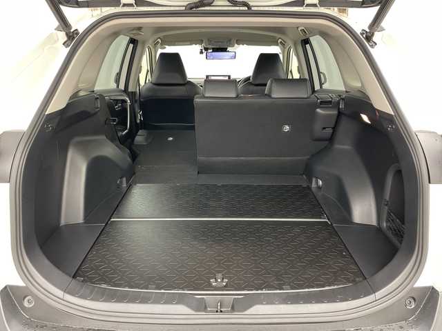 トヨタ ＲＡＶ４ ハイブリットG 道央・札幌 2019(平31)年 3.3万km ホワイトパールクリスタルシャイン ・ワンオーナー/・4WD/・モデリスタフルエアロ/・純正ナビ&CD&DVD&SD&BT&TV/・バックカメラ/・パワーバックドア/・トヨタセーフティセンス/・レーダークルーズコントロール/・ブラインドスポットモニター/・レザーシート/・運転席メモリー機能付きパワーシート/・前席シートヒーター/・ステアリングヒーター/・ビルトインETC/・社外ミラー型ドライブレコーダー/・LEDヘッドライト/・純正18インチAW