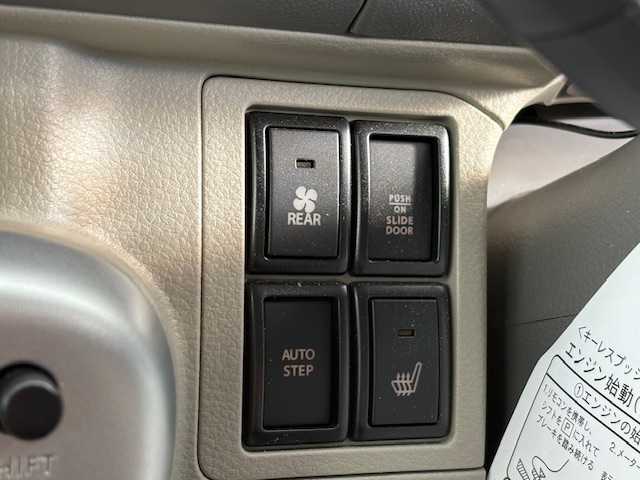 日産 ＮＶ１００クリッパー リオ G 大阪府 2022(令4)年 1.3万km ブルーイッシュブラック Ｂｌｕｅｔｏｏｔｈオーディオ　/両側パワースライドドア　/オートステップ　/シートヒーター　/ＬＥＤヘッドライト　/オートライト　/ＵＳＢ　/衝突軽減ブレーキ　/パーキングセンサー　/スマートキー　/フロアマット