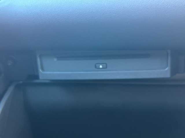 トヨタ ヴォクシー S－Z 埼玉県 2023(令5)年 3.8万km ホワイトパールクリスタルシャイン 純正ナビ　/フルセグ/DVD/CD/BT/HDMI/バックカメラ　/ビルトインＥＴＣ2.0/前後ドライブレコーダー　/両側パワースライドドア　/前席シートヒーター　/ＡＣＣ　/オートライト/オートハイビーム　/横滑り防止/ステアリングスイッチ/電動パーキング/オートホールド　/ＢＳＭ　/クリアランスソナー/アドバンスドライブ　/LDA/PCS/PDA/PCTA/PKSB/RSA/LCA/FCTA/保証書　/取扱説明書