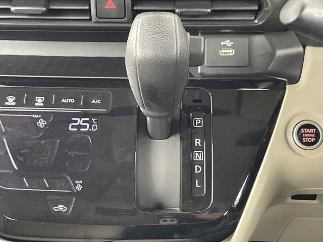 日産 ルークス X 埼玉県 2021(令3)年 3.2万km ブラック 純正ナビ/アラウンドビューモニター/フルセグテレビ/衝突被害軽減ブレーキ/クリアランスソナー/サーキュレーター/プッシュスタート/ドライブレコーダー/ビルトインETC/片側パワースライドドア