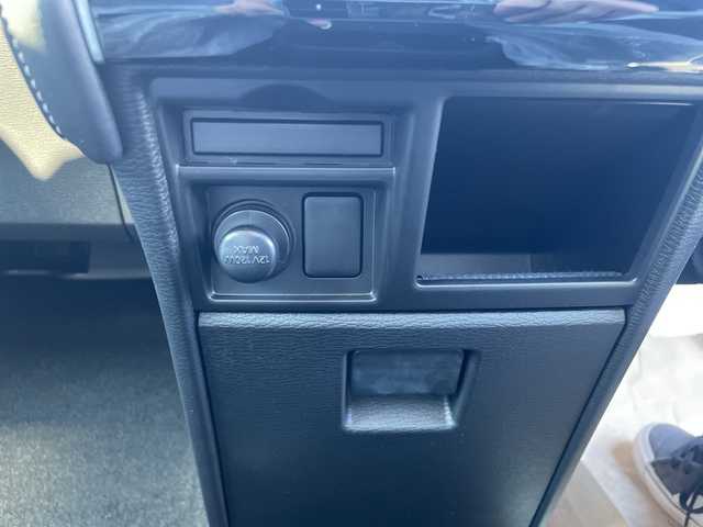 三菱 デリカＤ：５ シャモニー 石川県 2025(令7)年 0.1千km 黒Ⅱ 登録未使用車/禁煙車/4WD/e-Assist/アラウンドビューモニター/両側パワースライドドア/パワーバックドア/レーダークルーズコントロール/LEDオートライト/オートマチックハイビーム/ハーフレザーシート/前席シートヒーター/純正18インチアルミホイール/パドルシフト/アイドリングストップ/ステアリングヒーター/スペアキー/スマートキー