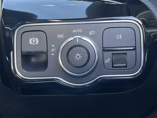 メルセデス・ベンツ Ｍ・ベンツ Ａ２００ｄ AMGライン 東京都 2021(令3)年 3.6万km 黒 純正ナビ／ＴＶ/Ｂカメラ/レーダーセーフティ/ＡＣＣ/ＢＳＭ/レーンキープ/ハーフレザーシート/シートヒーター/パワーシート/ドラレコ/ＥＴＣ/ＬＥＤヘッドライト/アイドリングストップ