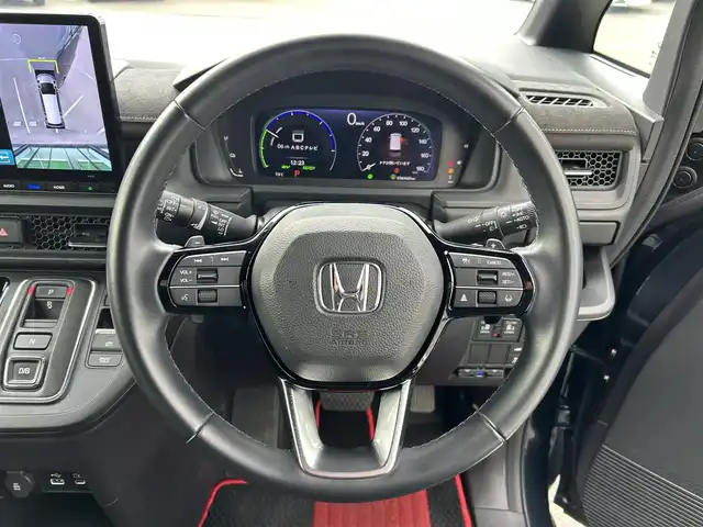 ホンダ ステップワゴン スパーダ eHEV プレミアムライン 和歌山県 2023(令5)年 3.7万km ミッドナイトブルービームM 純正ナビ/フルセグTV/(AM/FM/CD/DVD/USB/Bluetooth)/全方位カメラ/衝突軽減ブレーキ/横滑り防止機能/レーダークルコン/コーナーセンサー/減速セレクター/両側パワースライドドア/シートヒーター/LEDヘッドライト/オートライト/オートマチックハイビーム/アダプティブドライビングビーム/パワーバックドア/2列目オットマン/純正AW