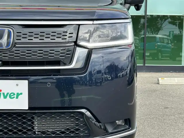 ホンダ ステップワゴン スパーダ eHEV プレミアムライン 和歌山県 2023(令5)年 3.7万km ミッドナイトブルービームM 純正ナビ/フルセグTV/(AM/FM/CD/DVD/USB/Bluetooth)/全方位カメラ/衝突軽減ブレーキ/横滑り防止機能/レーダークルコン/コーナーセンサー/減速セレクター/両側パワースライドドア/シートヒーター/LEDヘッドライト/オートライト/オートマチックハイビーム/アダプティブドライビングビーム/パワーバックドア/2列目オットマン/純正AW