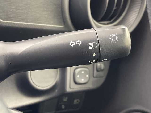 トヨタ アクア L 岐阜県 2020(令2)年 4.6万km スーパーホワイトⅡ トヨタセーフティセンス/プリクラッシュセーフティ/レーンディパーチャーアラート/オートハイビーム/純正SDナビ/ワンセグ/BT/CD/ビルトインETC/純正ドライブレコーダー/純正フロアマット/ドアバイザー