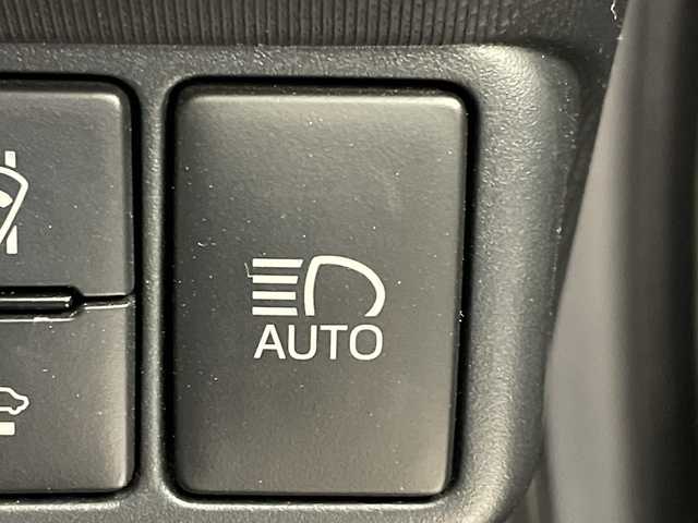 トヨタ アクア L 岐阜県 2020(令2)年 4.6万km スーパーホワイトⅡ トヨタセーフティセンス/プリクラッシュセーフティ/レーンディパーチャーアラート/オートハイビーム/純正SDナビ/ワンセグ/BT/CD/ビルトインETC/純正ドライブレコーダー/純正フロアマット/ドアバイザー