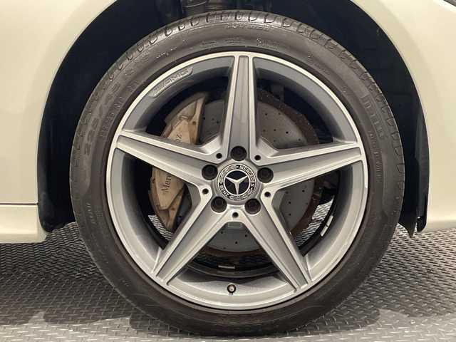 メルセデス・ベンツ Ｃ２００ 4マチック SW スポーツ本革 新潟県 2018(平30)年 4.1万km ダイヤモンドホワイト オプション装備/レーダーセーフティパッケージ/・アクティブブレーキアシスト（歩行者検知機能付）/・リアCPA（被害軽減ブレーキ付後方衝突軽減システム）/・PRE-SAFE/・アクティブレーンキーピングアシスト/・アクティブブラインドスポットアシスト/・ディスタンスパイロットディストロニック/・ステアリングパイロット/・チャイルドセーフティシートセンサー（助手席）/標準装備/純正ナビ（フルセグTV、CD、ミュージックサーバー、Bluetooth、USB）/バックカメラ/LEDヘッドライト、LEDリヤコンビネーションランプ/純正１８インチアルミ/本革シート/シートヒーター/パワーシート/アンビエントライト/純正フロアマット