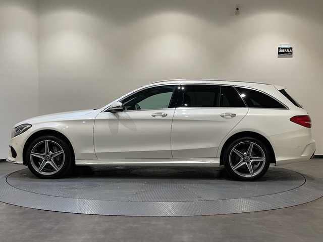 メルセデス・ベンツ Ｃ２００ 4マチック SW スポーツ本革 新潟県 2018(平30)年 4.1万km ダイヤモンドホワイト オプション装備/レーダーセーフティパッケージ/・アクティブブレーキアシスト（歩行者検知機能付）/・リアCPA（被害軽減ブレーキ付後方衝突軽減システム）/・PRE-SAFE/・アクティブレーンキーピングアシスト/・アクティブブラインドスポットアシスト/・ディスタンスパイロットディストロニック/・ステアリングパイロット/・チャイルドセーフティシートセンサー（助手席）/標準装備/純正ナビ（フルセグTV、CD、ミュージックサーバー、Bluetooth、USB）/バックカメラ/LEDヘッドライト、LEDリヤコンビネーションランプ/純正１８インチアルミ/本革シート/シートヒーター/パワーシート/アンビエントライト/純正フロアマット