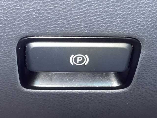 メルセデス・ベンツ Ｂ１８０ 大阪府 2019(平31)年 7.1万km 黒 ワンオーナー/純正ナビ/BTオーディオ/フルセグテレビ/バックカメラ/前席シートヒーター/D席パワーシート/パドルシフト/LEDヘッドライト/オートライト/ステアリングスイッチ/純正ラバーマット/純正18インチAW/ETC/スマートキープッシュスタート/スペアキー