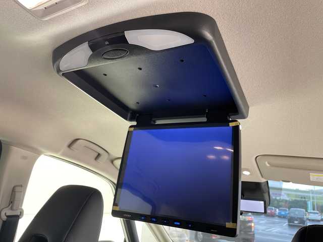 日産 セレナ e－パワー ハイウェイスター V 愛知県 2023(令5)年 3.1万km プリズムホワイト プロパイロット/純正12.3型ディスプレイオーディオナビ/フリップダウンモニター/全方位カメラ/両側パワースライドドア/ハンズフリースライドドア/コーナーセンサー/純正アルミホイール/ETC2.0/LEDヘッドライト/インテリジェントミラー/リアオートエアコン/レーンキープアシスト/オートマチックハイビーム/ワイヤレス充電機/ドライブレコーダー/衝突軽減システム/フルセグ/Bluetooth/ステアリングスイッチ/スマートキー/プッシュスタート