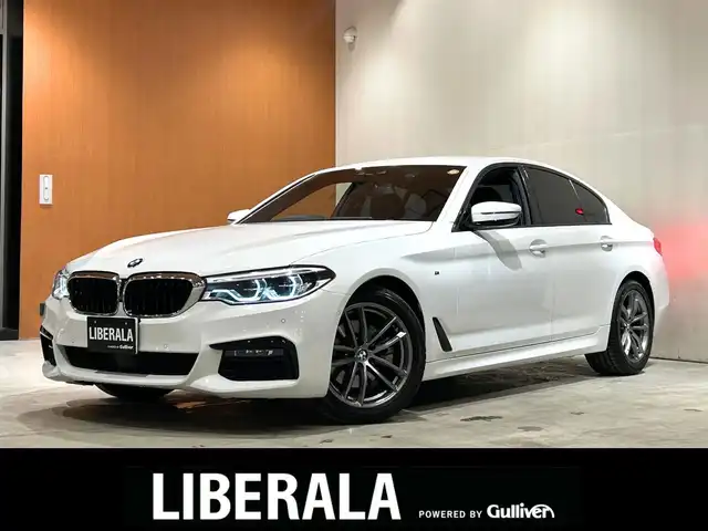 ＢＭＷ ５２３ｄ xDrive Mスピリット 道央・札幌 2019(令1)年 5.1万km アルピンホワイトⅢ アドバンスパッケージ/　・コンフォートアクセス/　・オートマチックトランクリッド/　・アダプティブLEDヘッドライト/　・パーキングアシストプラス/　・電動フロントシート/　・アンビエントライト/ハイラインパッケージ/　・ダコタレザーシート/　・シートヒーター/　・ランバーサポート/ドライビングアシストプラス/ヘッドアップディスプレイ/純正HDDナビ/フルセグTV/360°カメラ/HiFiスピーカー