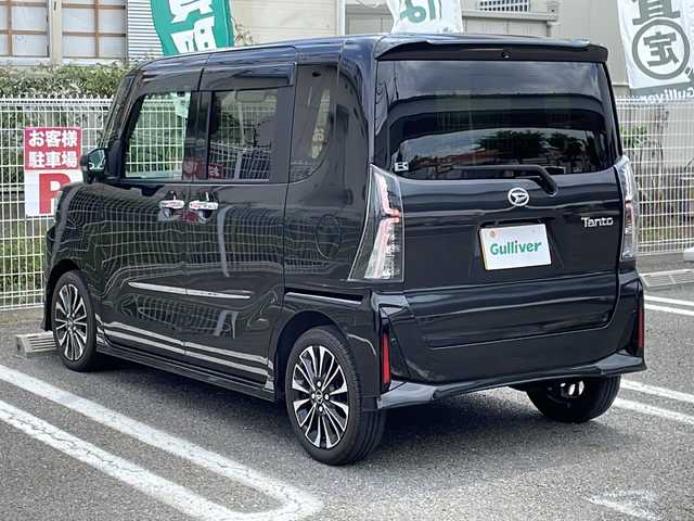 ダイハツ タント カスタム RS 兵庫県 2023(令5)年 2.1万km ブラックマイカメタリック ターボ/純正ナビ/CD/DVD/フルセグTV/Bluetooth/全方位カメラ/純正ドライブレコーダー/スマートアシスト/両側パワースライドドア/LEDヘッドランプ/オートライト/ブラック合皮ハーフレザーシート/運転席/樹種席シートヒーター/格納式シートバックテーブル(運転席/助手席)/スマートキー/エンジンプッシュスタート