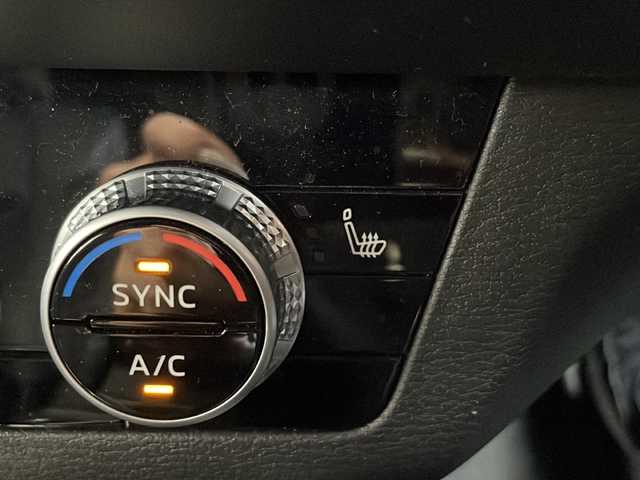 三菱 アウトランダー ＰＨＥＶ ブラックエディション 愛知県 2023(令5)年 3万km ブラックダイヤモンド マイプロパイロット/衝突軽減システム/純正9型ディズプレイオーディオ　ナビあり/全方位カメラ/クルーズコントロール/フルセグ/Bluetooth/バックカメラ/電動リアゲート/パワーシート/コーナーセンサー/純正アルミホイール/ルーフレール/ETC2.0/ブラインドスポットモニター/ステアリングヒーター/LEDヘッドライト/パドルシフト/インテリジェントミラー　ALPINE/ドライブレコーダー　ALPINE/置くだけ充電機/ステアリングスイッチ/スマートキー/プッシュスタート