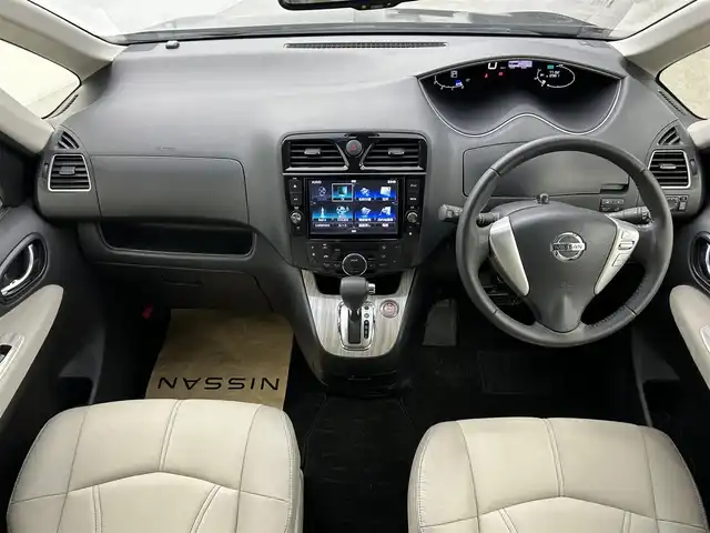 日産 セレナ ハイウェイS G S HV Aセーフ 群馬県 2015(平27)年 7.8万km タイガーアイブラウン 純正８インチナビ　アラウンドビューモニター　エマージェンシーブレーキ　クルーズコントロール　両側パワースライドドア　車線逸脱警報　コーナーセンサー　ＬＥＤヘッドライト　オートライト　ＥＴＣ　禁煙車