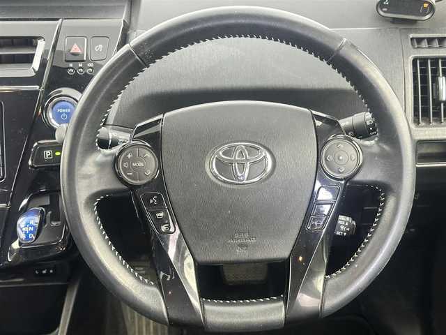 トヨタ プリウス α S チューンブラック Ⅱ 愛知県 2017(平29)年 7.2万km ホワイトパールクリスタルシャイン ナビＮＳＣＤ－Ｗ６５　/バックカメラ　/クルコン　/ＥＴＣ　/前席シートヒーター　/レーンキープアシスト　/ＬＥＤライト　/フォグ　/ソナー前後　/１６インチアルミ　/オートハイビーム　　/スペアキー　保証書　記録簿　取説