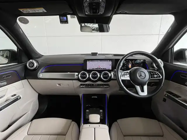 メルセデス・ベンツ Ｍ・ベンツ ＧＬＢ２００ｄ 山形県 2021(令3)年 3.5万km 白 ・純正ナビ/・Bluetooth/USB/フルセグ/・360°カメラ/・ダウンヒルアシスト/・パノラマサンルーフ/・アダプティブクルーズコントロール/・レーンキープアシスト/・ブラインドスポットモニター/・レーンチェンジアシスト/・パーキングセンサー/・シートヒーター/・パワーシート/・アンビエントライト/・パドルシフト/・純正ドラレコ前後/・オートライト/・ETC/・パワーリアゲート/・フットオープナー/・ワイヤレスチャージ/・ベージュレザーシート