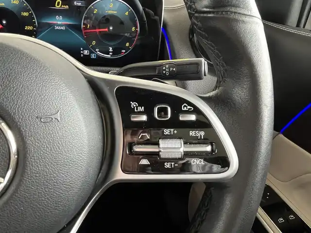 メルセデス・ベンツ Ｍ・ベンツ ＧＬＢ２００ｄ 山形県 2021(令3)年 3.5万km 白 ・純正ナビ/・Bluetooth/USB/フルセグ/・360°カメラ/・ダウンヒルアシスト/・パノラマサンルーフ/・アダプティブクルーズコントロール/・レーンキープアシスト/・ブラインドスポットモニター/・レーンチェンジアシスト/・パーキングセンサー/・シートヒーター/・パワーシート/・アンビエントライト/・パドルシフト/・純正ドラレコ前後/・オートライト/・ETC/・パワーリアゲート/・フットオープナー/・ワイヤレスチャージ/・ベージュレザーシート