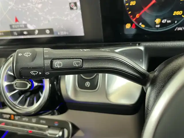 メルセデス・ベンツ Ｍ・ベンツ ＧＬＢ２００ｄ 山形県 2021(令3)年 3.5万km 白 ・純正ナビ/・Bluetooth/USB/フルセグ/・360°カメラ/・ダウンヒルアシスト/・パノラマサンルーフ/・アダプティブクルーズコントロール/・レーンキープアシスト/・ブラインドスポットモニター/・レーンチェンジアシスト/・パーキングセンサー/・シートヒーター/・パワーシート/・アンビエントライト/・パドルシフト/・純正ドラレコ前後/・オートライト/・ETC/・パワーリアゲート/・フットオープナー/・ワイヤレスチャージ/・ベージュレザーシート