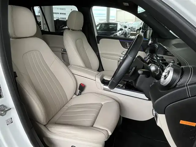 メルセデス・ベンツ Ｍ・ベンツ ＧＬＢ２００ｄ 山形県 2021(令3)年 3.5万km 白 ・純正ナビ/・Bluetooth/USB/フルセグ/・360°カメラ/・ダウンヒルアシスト/・パノラマサンルーフ/・アダプティブクルーズコントロール/・レーンキープアシスト/・ブラインドスポットモニター/・レーンチェンジアシスト/・パーキングセンサー/・シートヒーター/・パワーシート/・アンビエントライト/・パドルシフト/・純正ドラレコ前後/・オートライト/・ETC/・パワーリアゲート/・フットオープナー/・ワイヤレスチャージ/・ベージュレザーシート